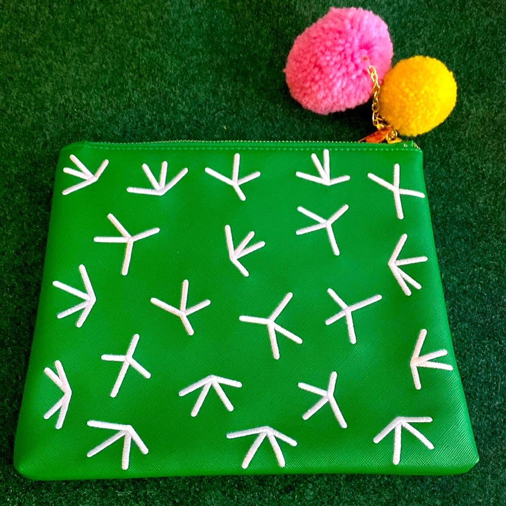 STUDIO DIY! CACTUS GREEN CLUTCH BAG WITH POM POMS CHAIN